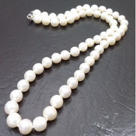 Elegant White Fresh Water Round Pearl Necklance