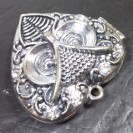 Virginia Elegant Champagne Topaz Crystal heart shape Magnetic open Owl pendant box 